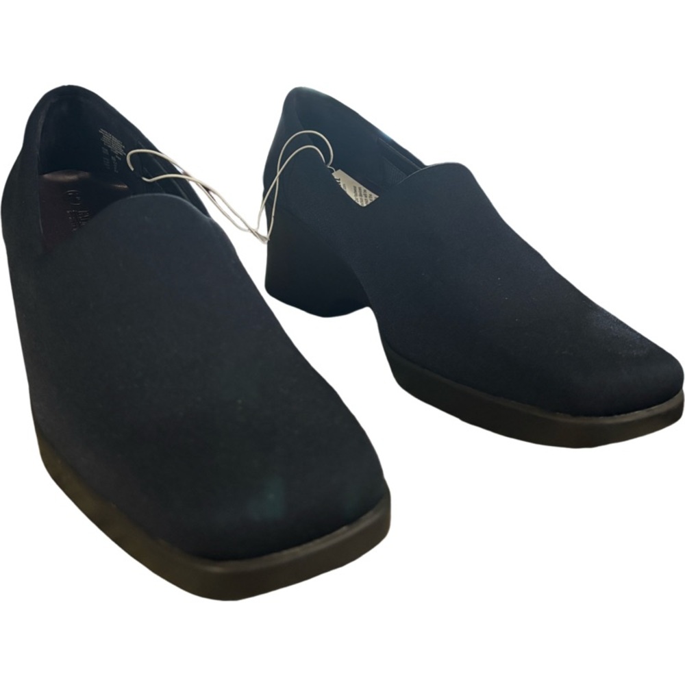 Expressions footwear square toe size 8.5 NWTS